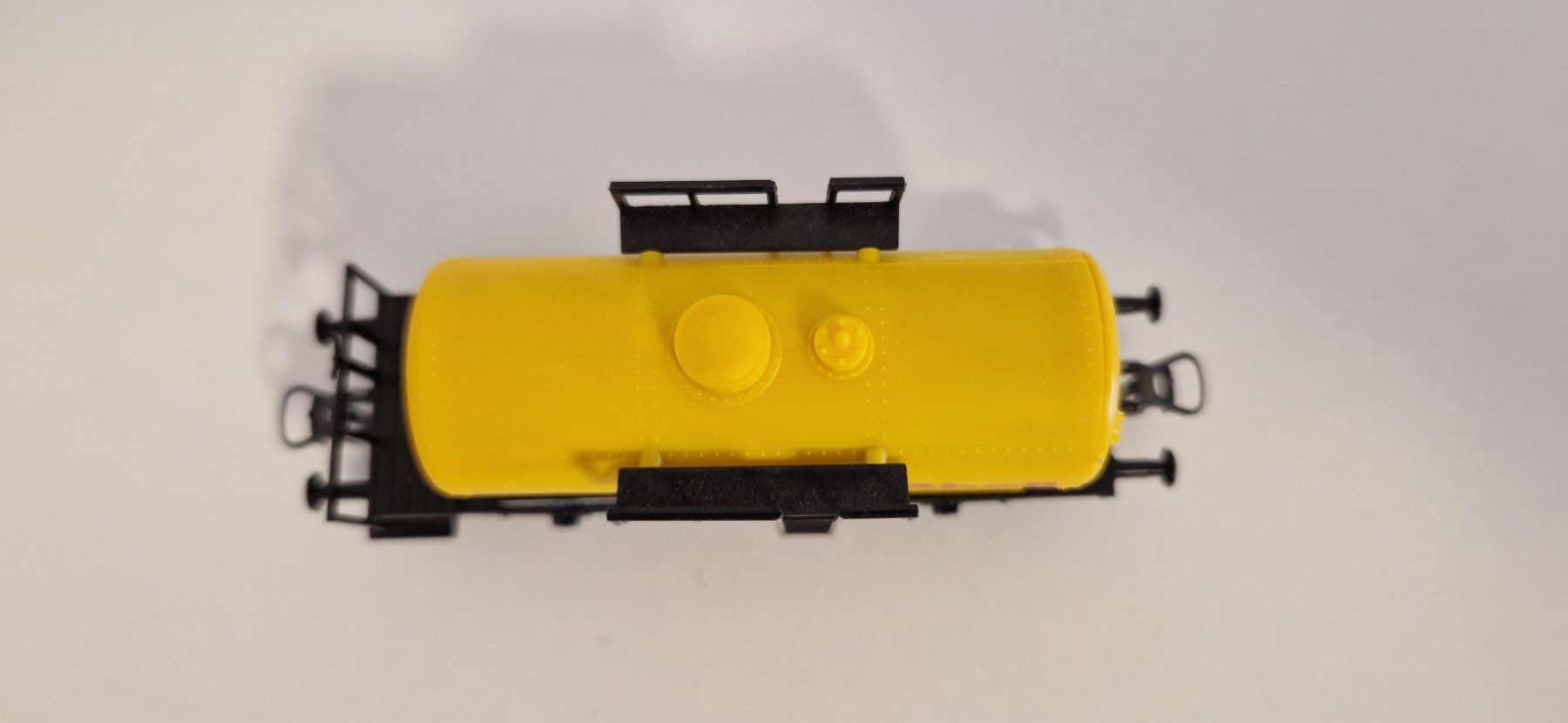 Roco Trains électriques: Roco H0 Güterwagen Shell 4384A – D'occasion à Wünnewil par 1509mani 1