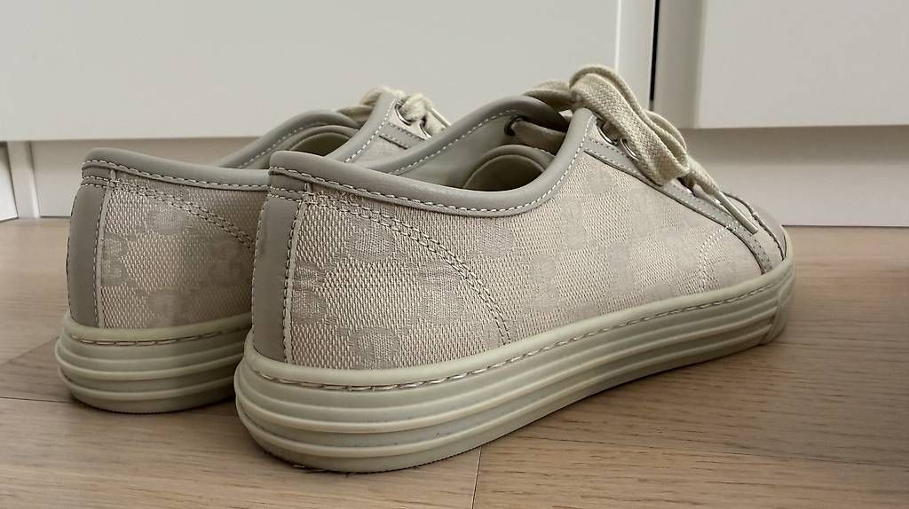 Damenschuhe: Gucci Sneaker GG Low Cotton Washed - White  – Gebraucht aus Wallisellen von ArtonKqiku 3