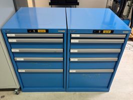 Lot de 2 armoires d’atelier LISTA bleues avec tiroirs