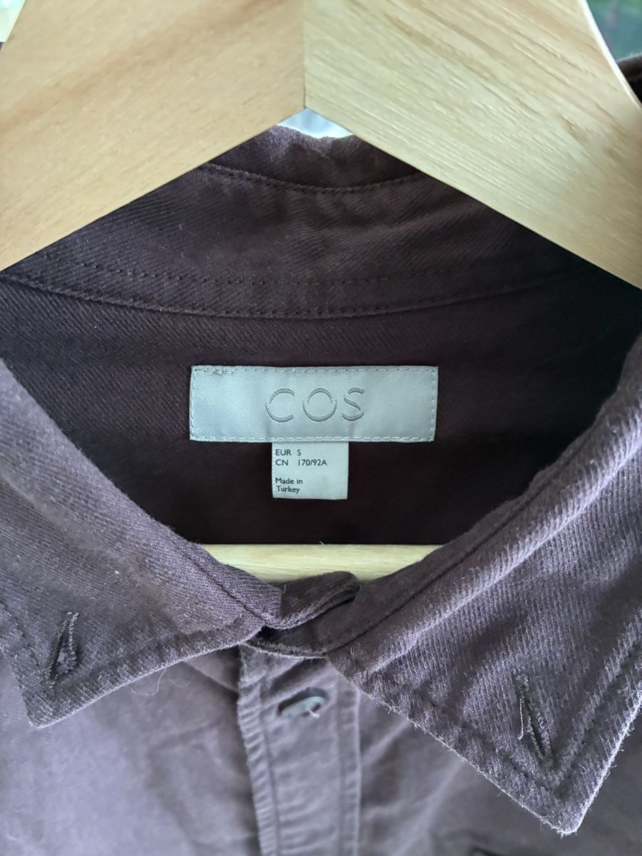 Cos Hemden: Chemise COS bordeaux en taille S – Gebraucht aus Champlan von YForter 2