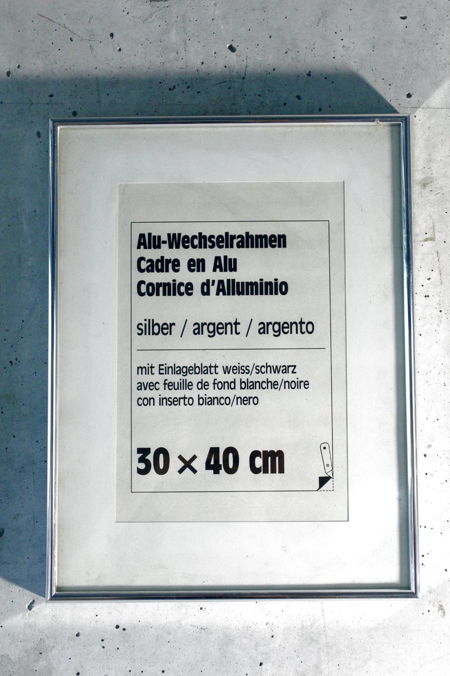 Cornici: 2x ALUMINIUM - BILDERRAHMEN mit Echtglas, 30 x 40 cm. – Usato da Bern venduto da Vitaneuf