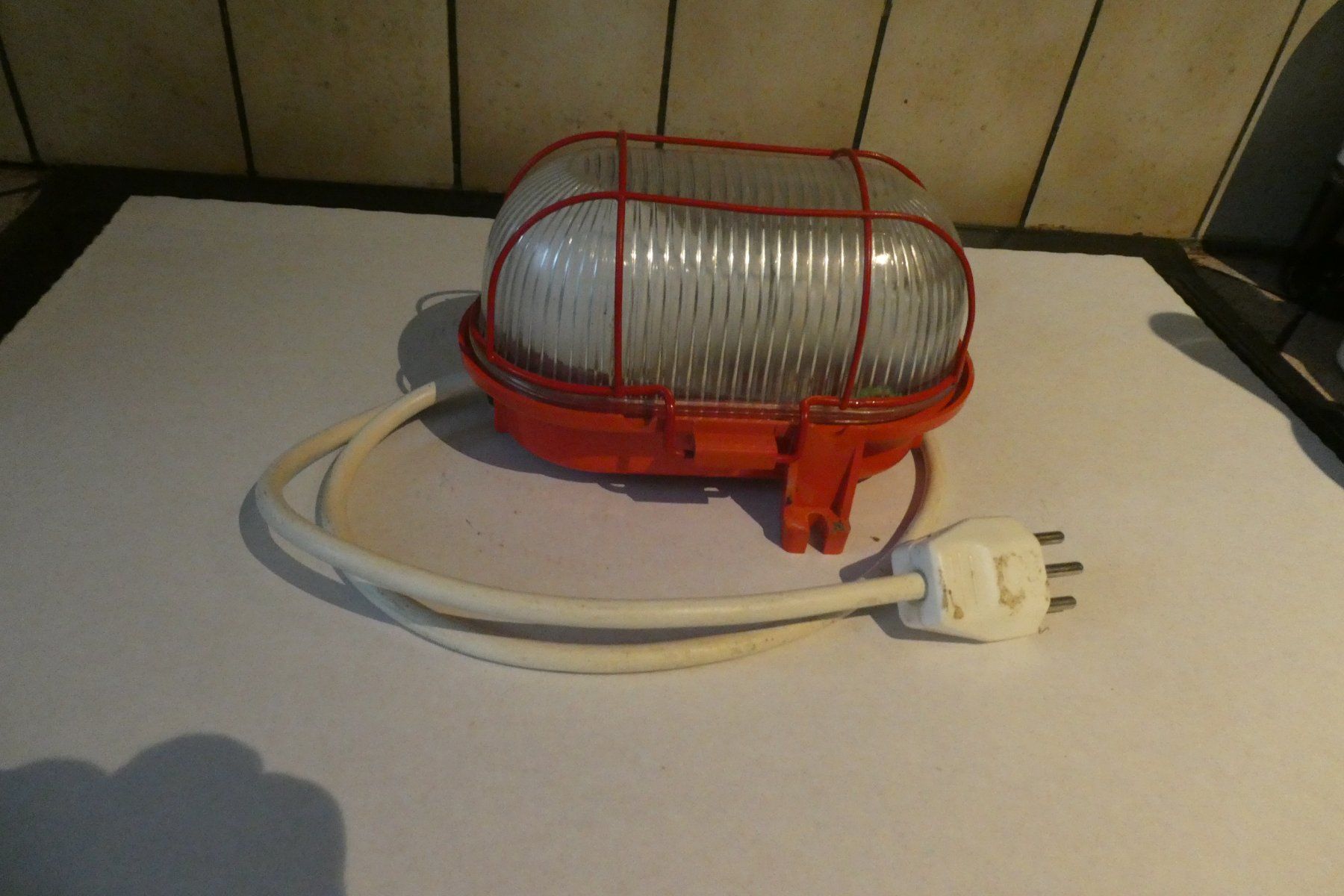 Lampen: lampe étanche – Gebraucht aus Fontaines NE von monloisir