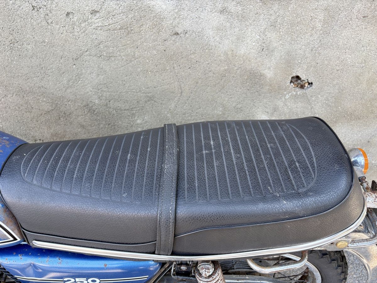 Yamaha Strasse: Yamaha 522 RD 250 – Defekt aus Baltschieder von Wengi 7
