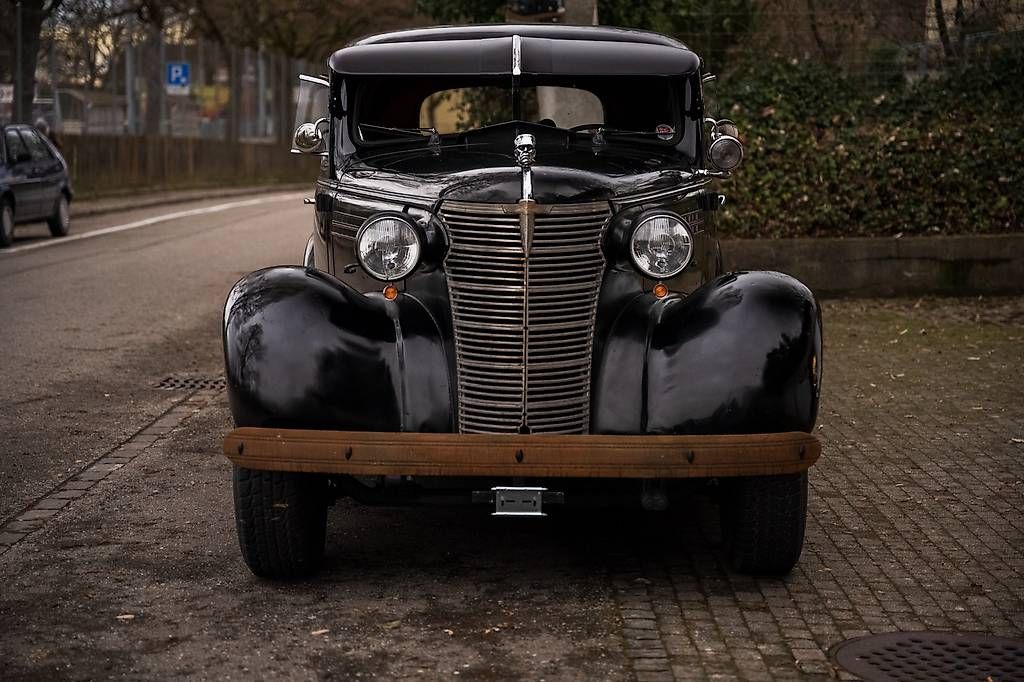 Automobili: 1938 Chevrolet Master Sedan  – Usato da Schaffhausen venduto da 8ender.Maese 1