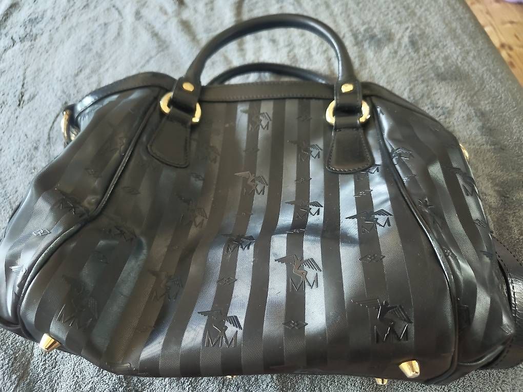 Sacs femmes: Mollerus hand und Umhänge Tasche  – D'occasion à Attiswil par nasmira27 1