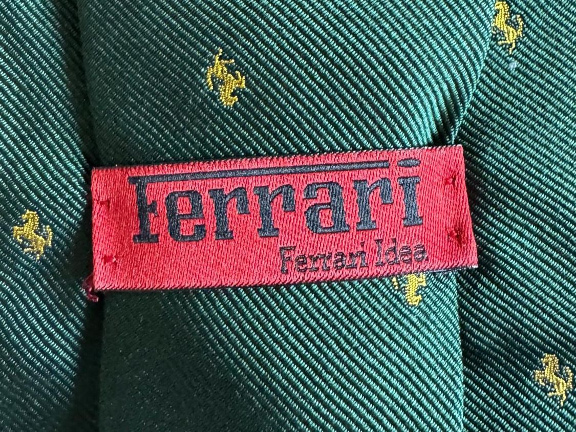 Cravatte: Original Ferrari Krawatte Gün – Nuovo e nell'imballaggio originale da Oberrohrdorf venduto da chilibiggi