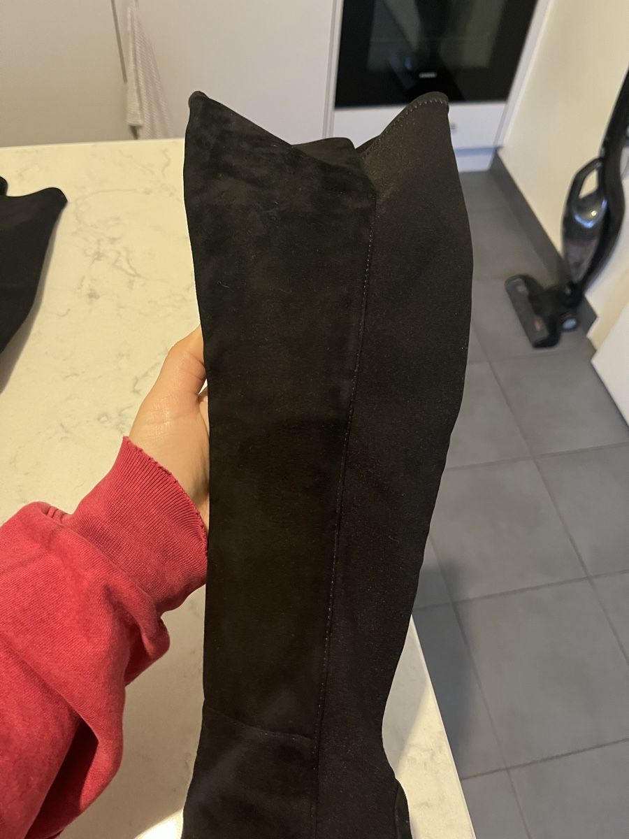 Stuart Weitzman Scarpe da donna: Stuart Weitzman Over-the-Knee Boots, Size 8.5 US, Black – Usato da Mies venduto da nic_yk5d 4
