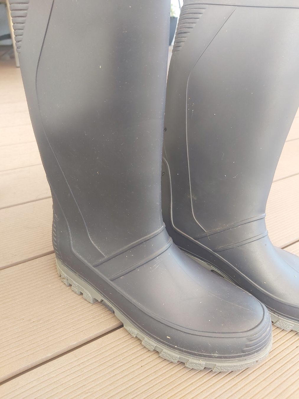 Spirale Chaussures hommes: Gummistiefel Spirale Grösse 37  – D'occasion à Gunzwil par Meli_kung