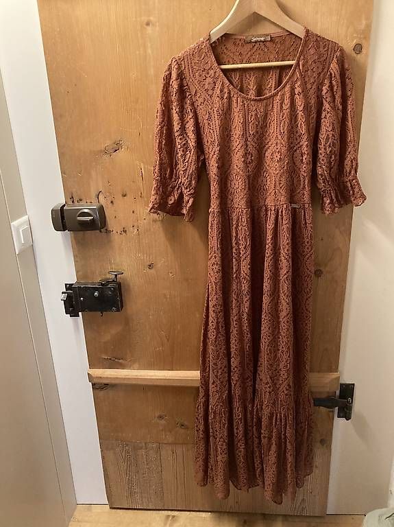 Vestiti: Rostbraunes Spitzenkleid Gr.L – Usato da Brunnadern venduto da Bumlebee