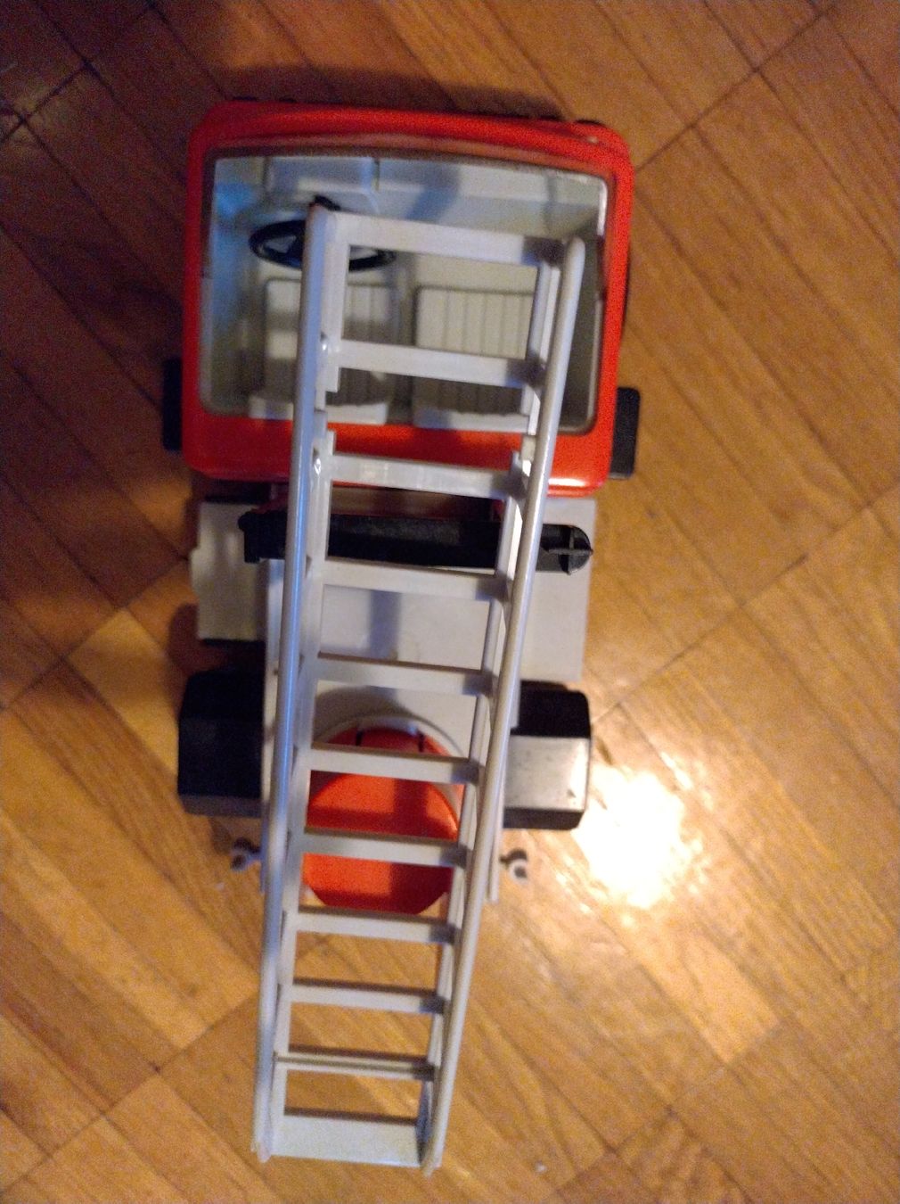 Giocattoli: schönes Playmobil Feuerwehrauto – Usato da Zürich venduto da Modjbul 1