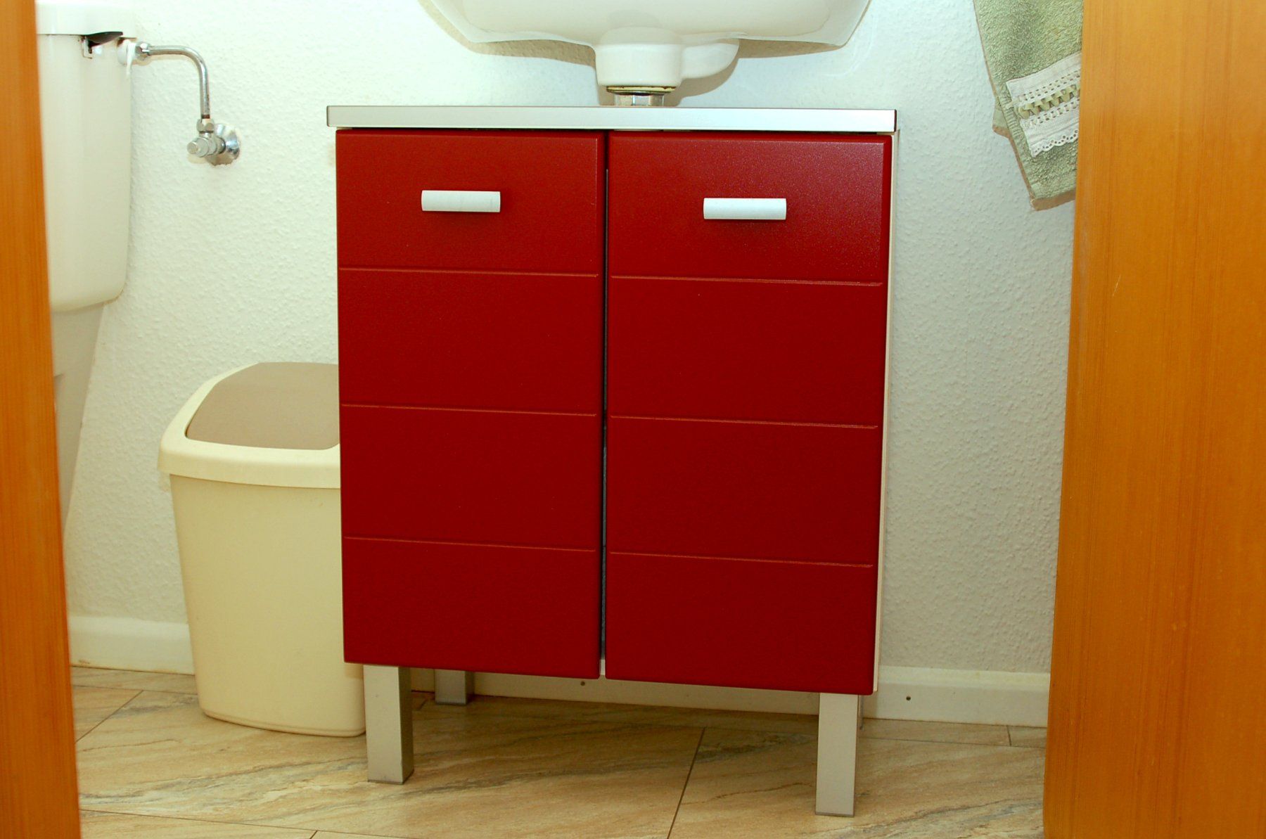 Mobili per bagno: Badezimmermöbel / Badschrank – Usato da Zeiningen venduto da dor_k786