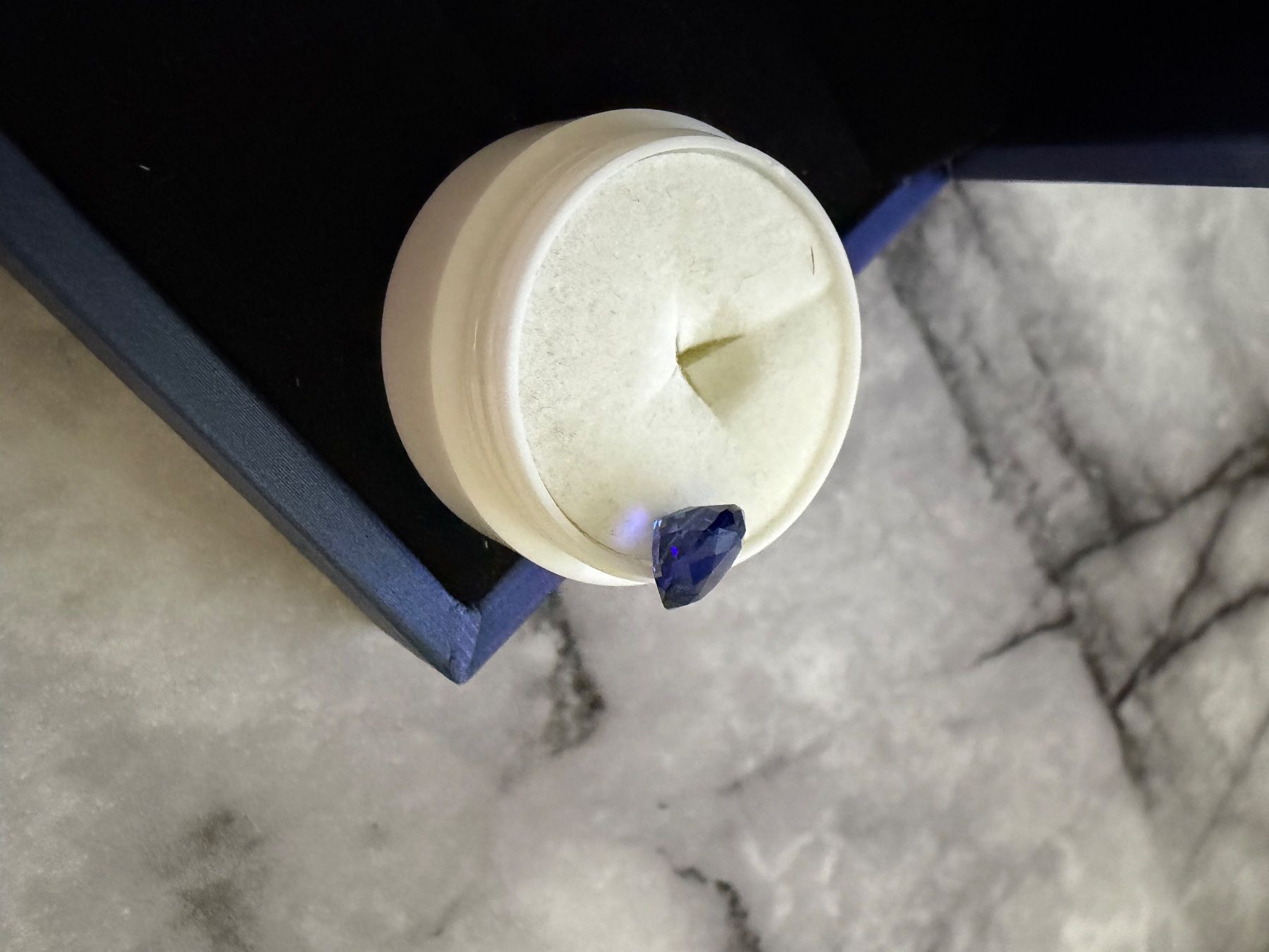 Pierres précieuses: Lab-created Sapphire – Neuf avec emballage d'origine à Zürich par ghe_k58z 4