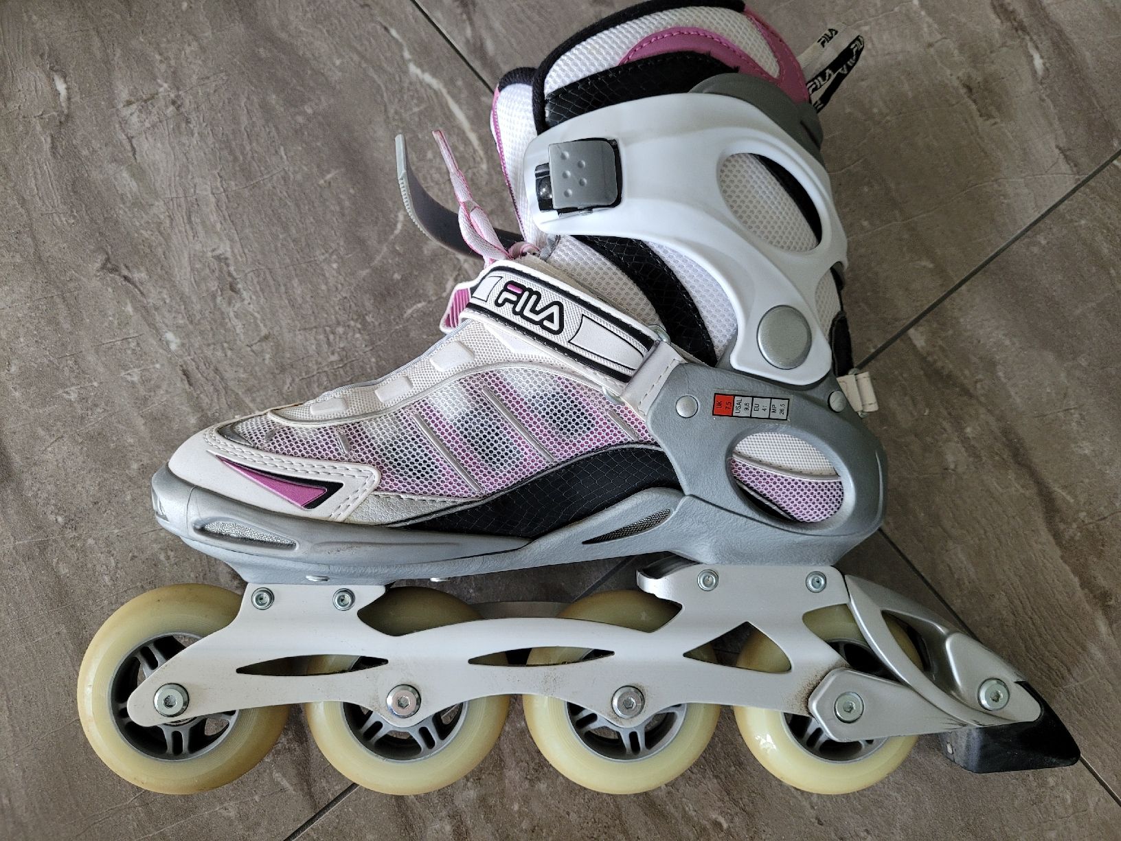 Fila Pattini in linea & Pattini a rotelle: Fila Rollschuhe Grösse 41  – Usato da Biberist venduto da hertd 1