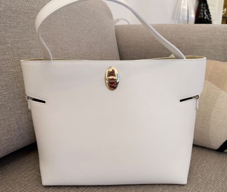 Weisse Ledertasche