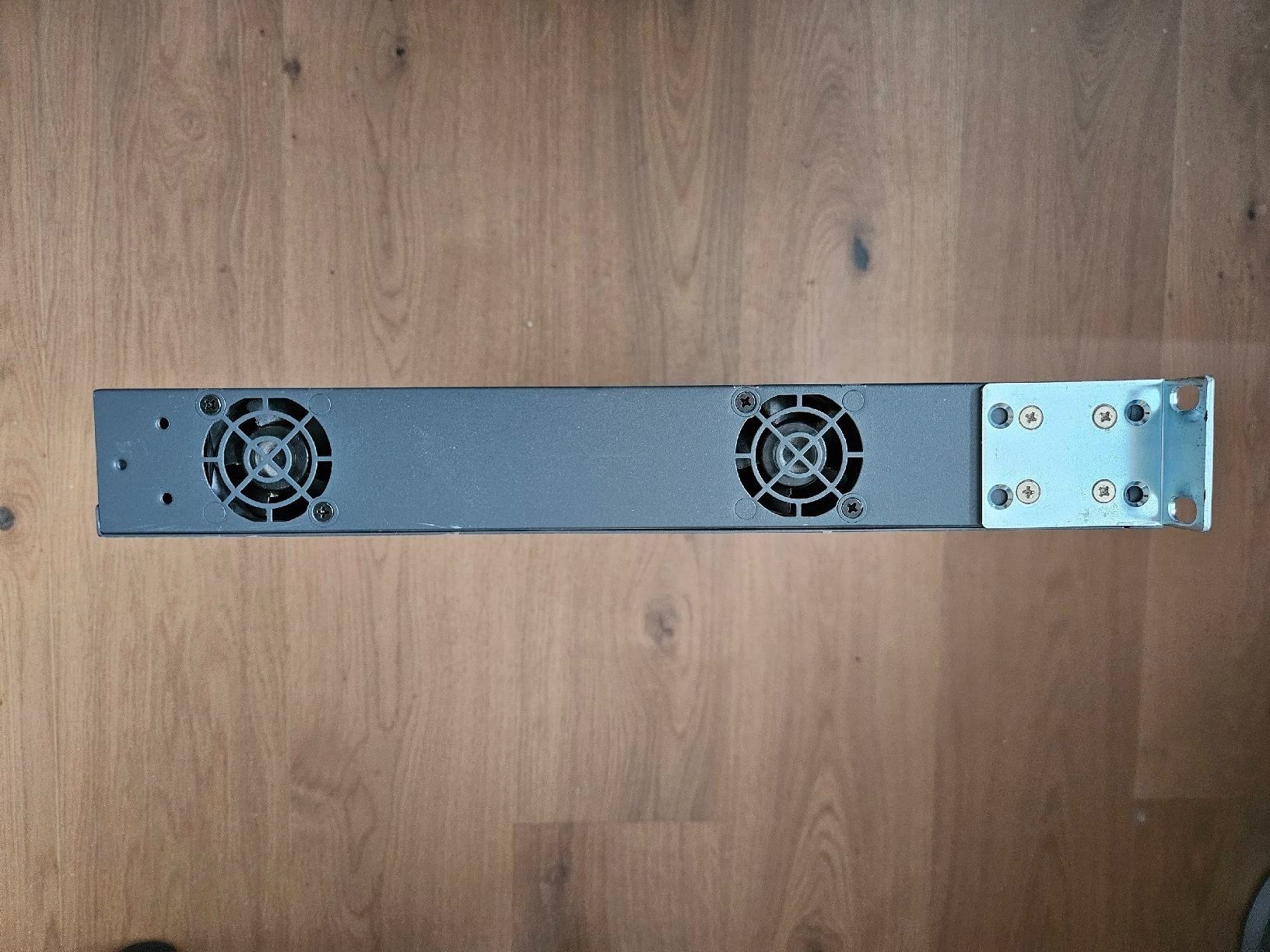 Hewlett Packard Hub & Switch: HP ProCurve Switch 2510G-24 Netzwerk Switch – Usato da Volketswil venduto da adream_ 3