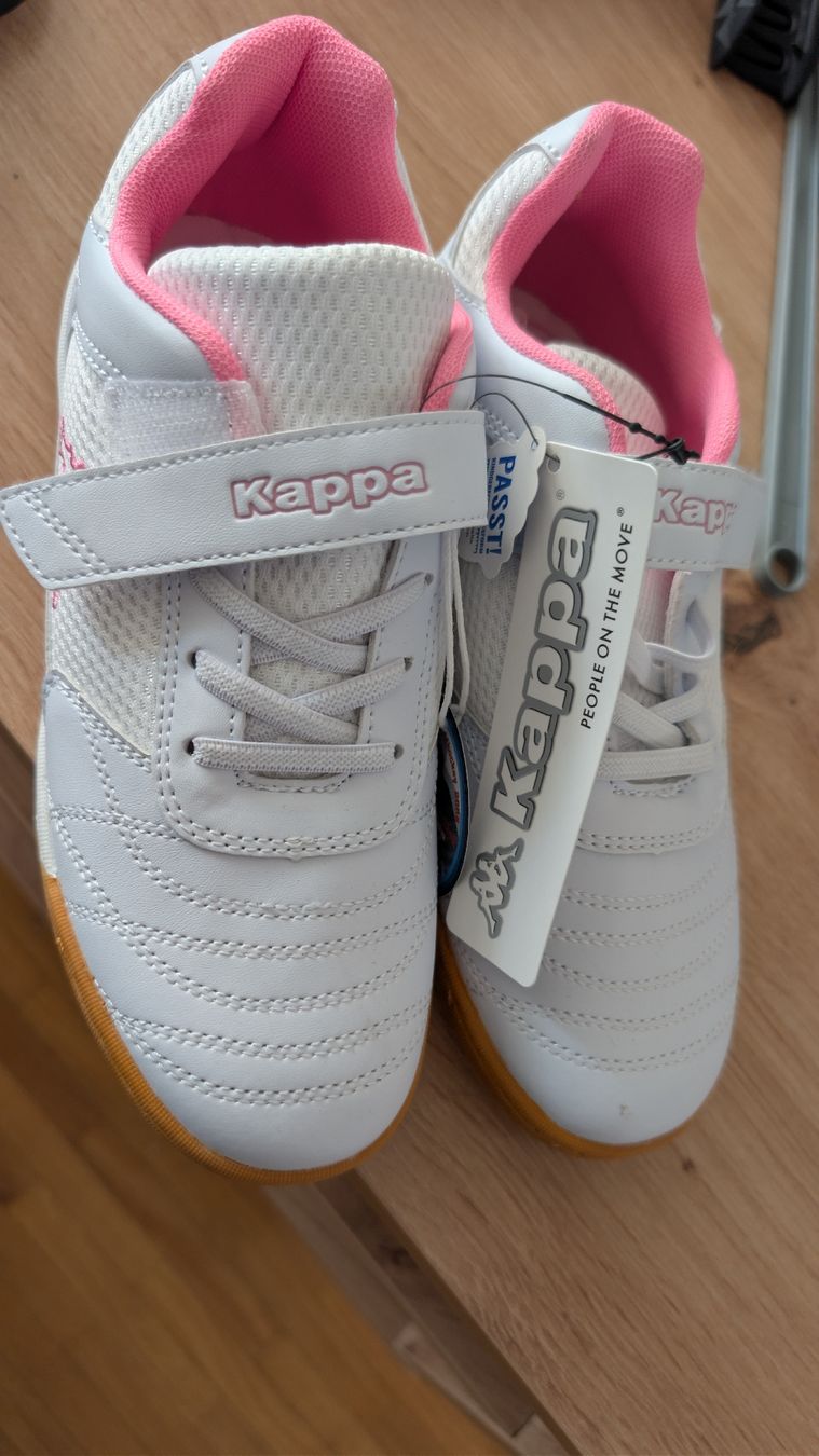 Scarpe da uomo: Kappa Hallenschuheneu mit Etikett – Nuovo (secondo la descrizione) da St. Gallen venduto da Tasu27