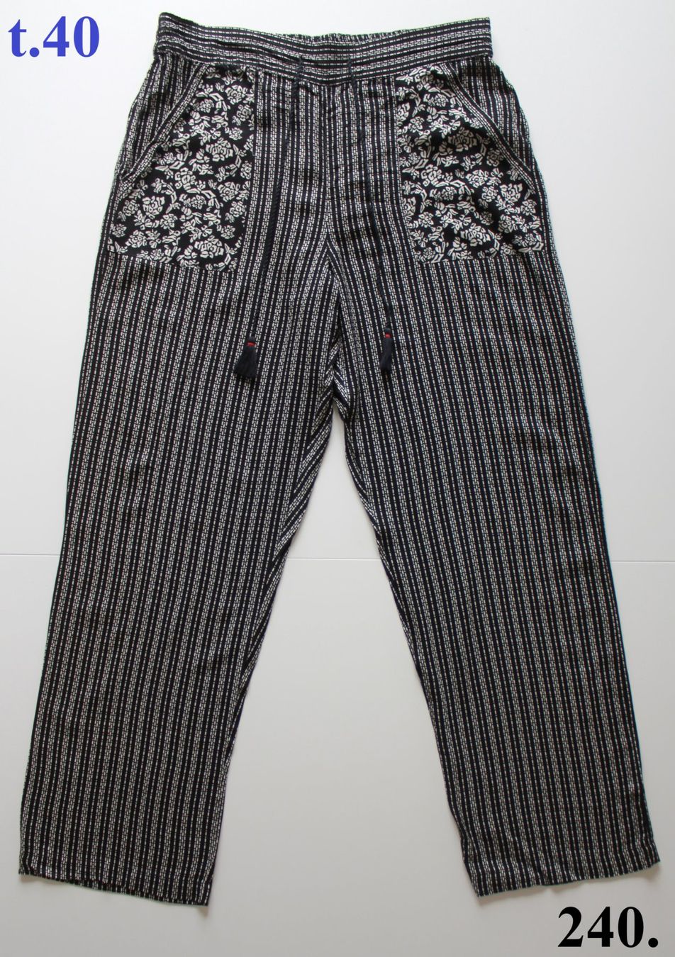 Esprit Pantaloni: Pantalon EDC by Esprit t. 40 – Nuovo (secondo la descrizione) da Peseux venduto da Gilloss