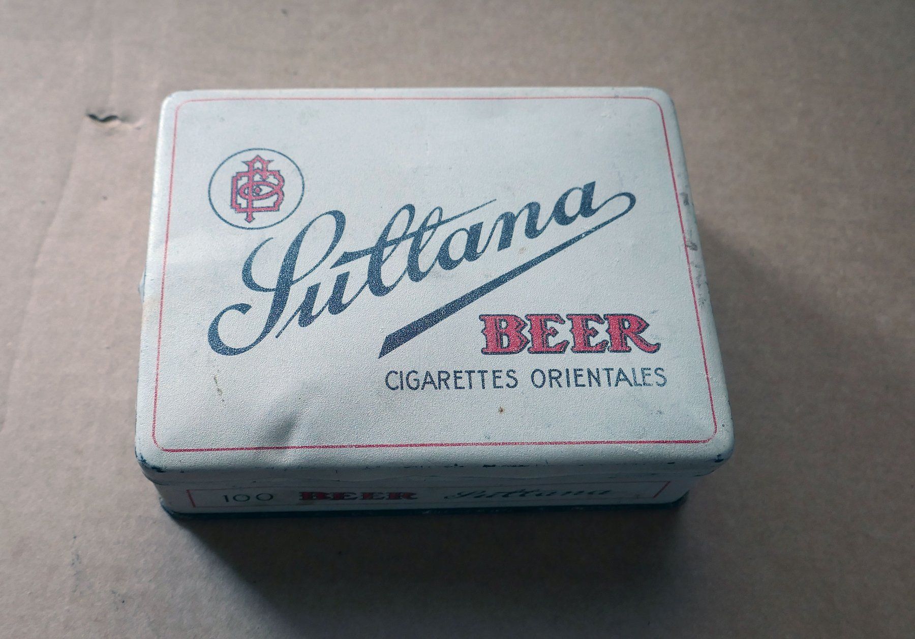 Autres tabacs: Sultana Beer Cigarettes Orientales Blechdose – D'occasion à Ehrendingen par Wolfmanjack