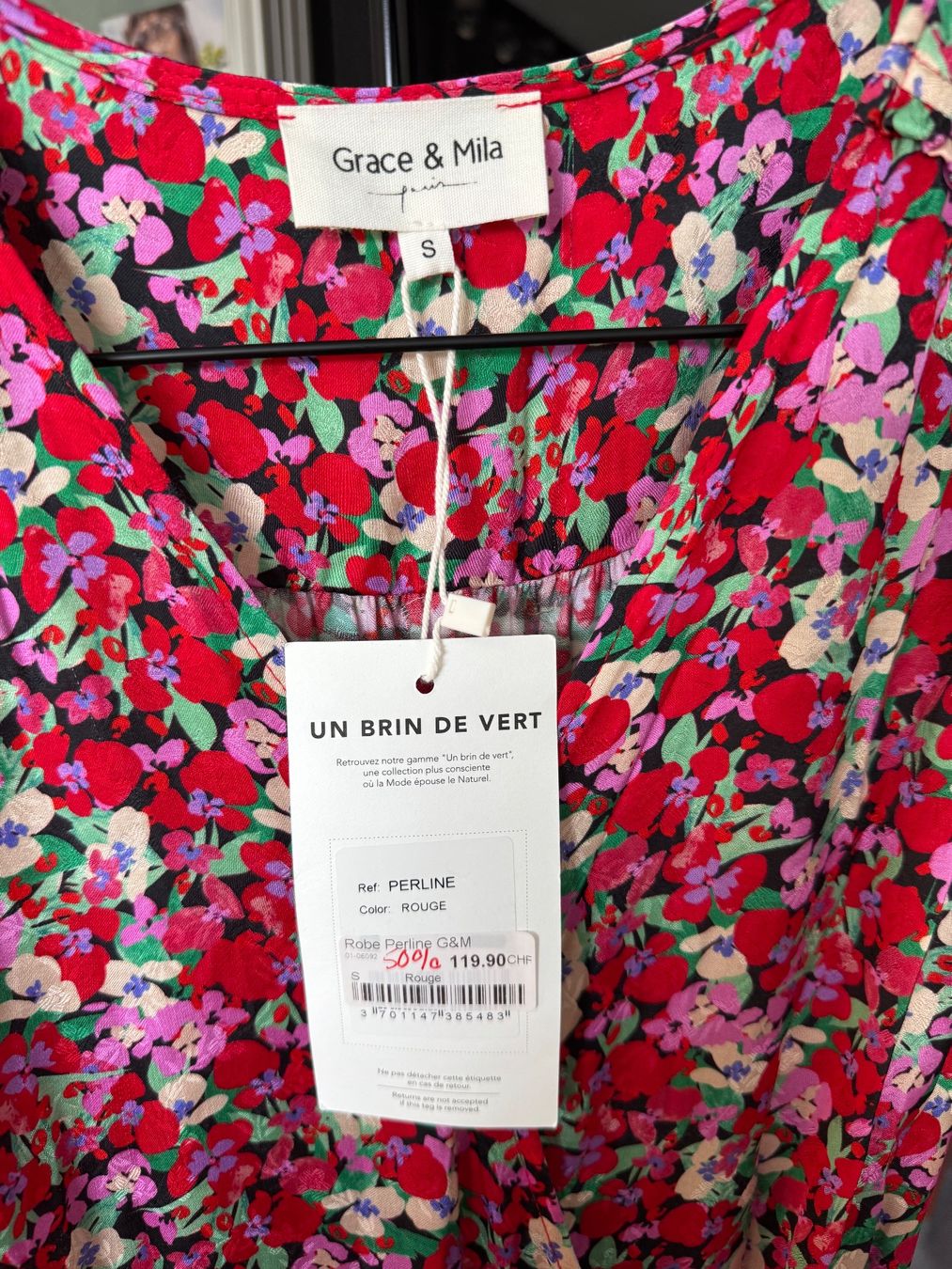 Vestiti: Robe Grace & Mila fleurie rouge - neuve - S – Nuovo e nell'imballaggio originale da Vuisternens-Romont venduto da gol_xp6p 1