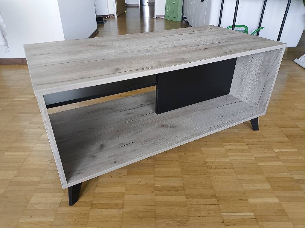 Tables: Moderner Couchtisch – D'occasion à Aarau par Amothan 1