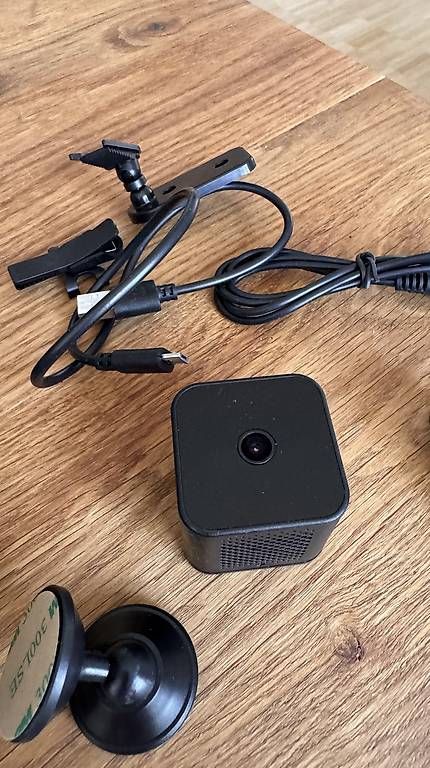 Videocamere: Mini Kamera mit WLAN und SD Karte – Usato da Bern venduto da jac_5hjp