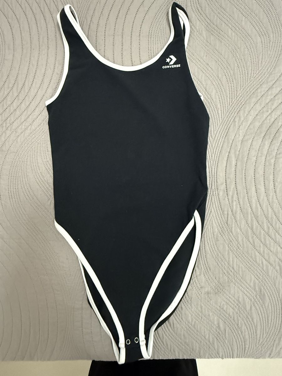Converse Top: Body Converse  – Nuovo (secondo la descrizione) da Cadenazzo venduto da Marika98e 2