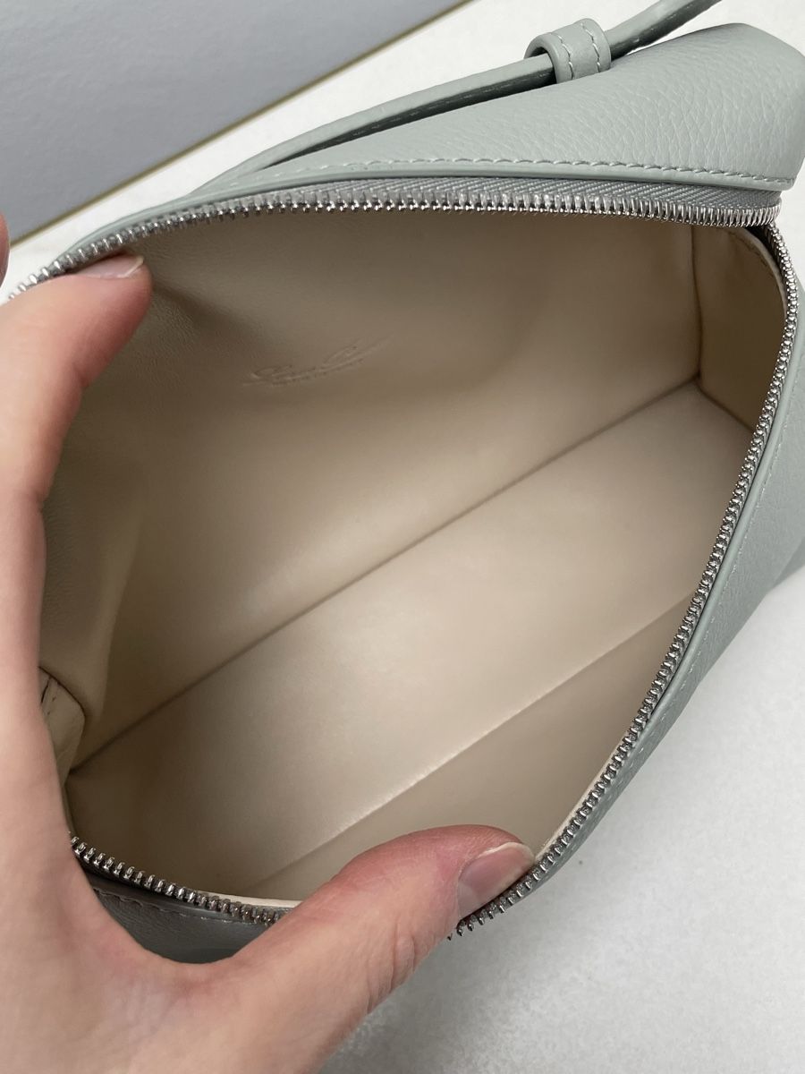 Loro Piana Taschen: NEW Loro Piana Extra Pocket L19 – Neu und originalverpackt aus Vacallo von kellyyy 5