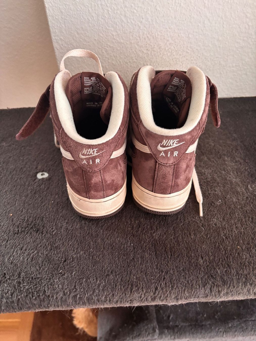 Nike Scarpe da uomo: Nike Air Force 1 High, Grösse 38,5, braun – Usato da Bern venduto da West73 2