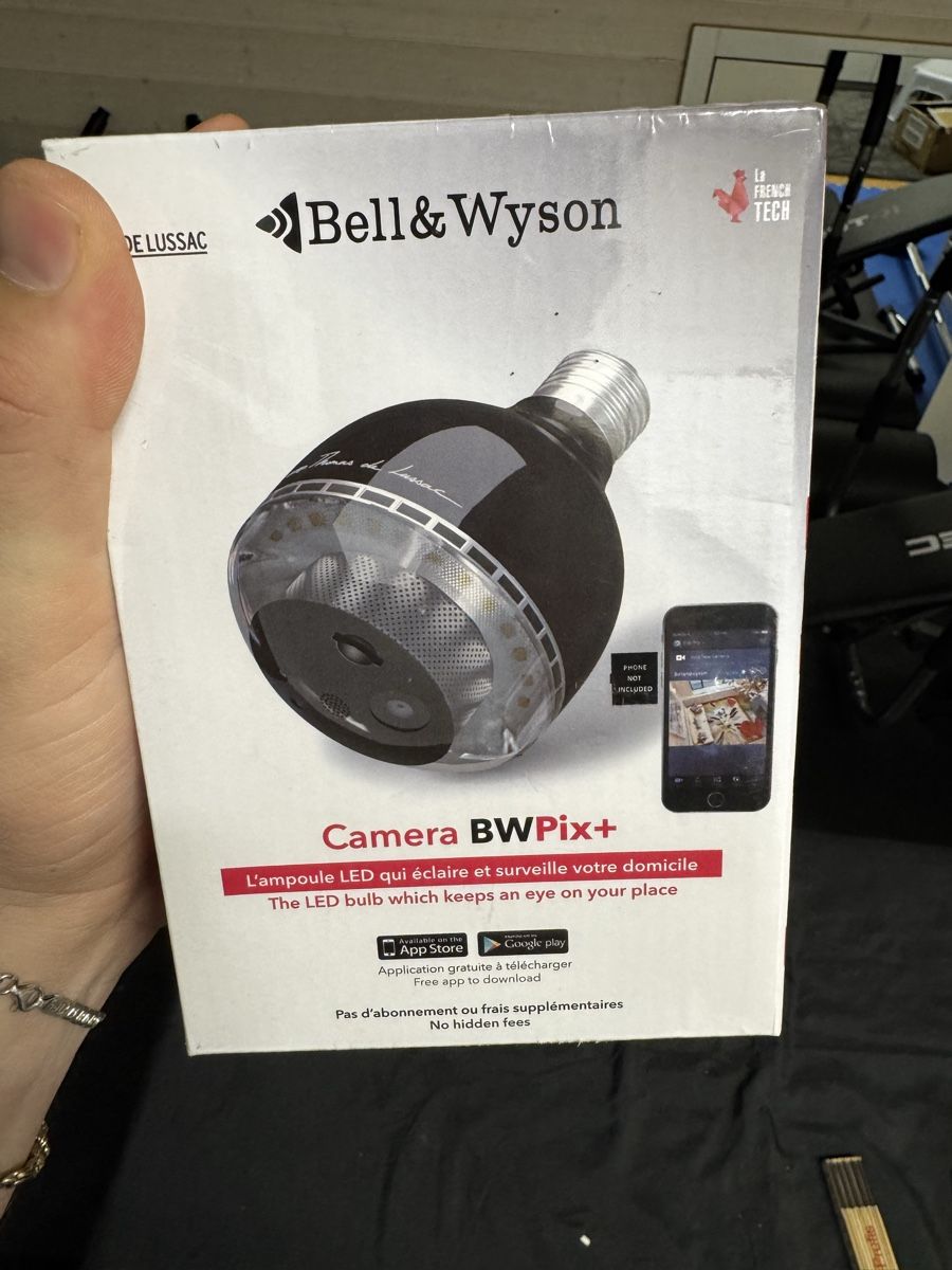 Fotocamera: Smart Security Light Bulb Camera – Nuovo e nell'imballaggio originale da Seuzach venduto da kaufes8 2