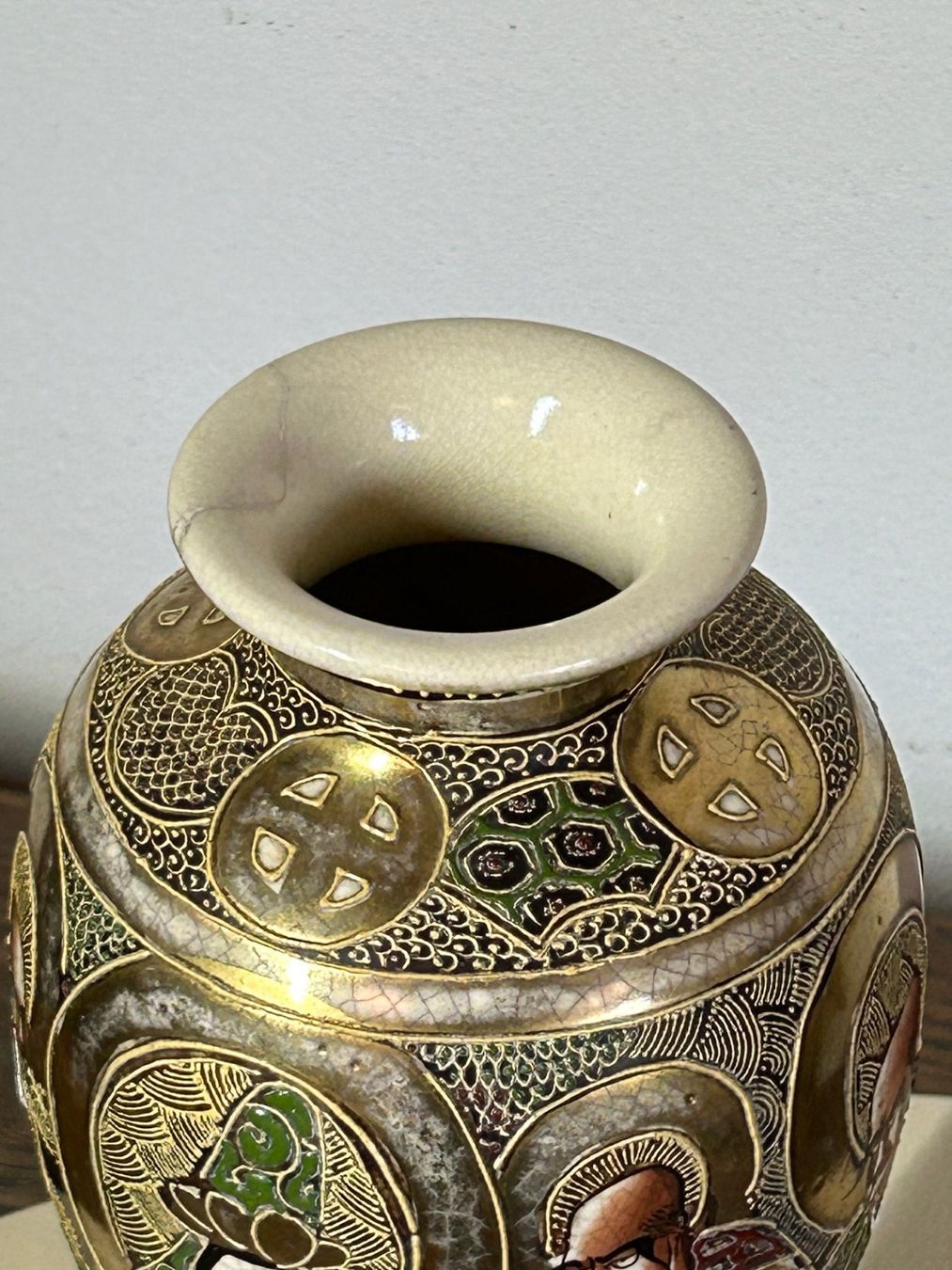 Vasi & Recipienti: Antike Satsuma Vase mit Elefant, handbemalt – Usato da Rocourt venduto da Vijay02 9