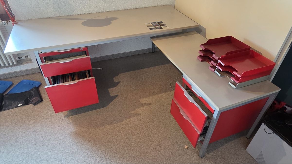 Lista Bureaux: Lista Bürotisch – D'occasion à Kiesen par mar_hc8j 2