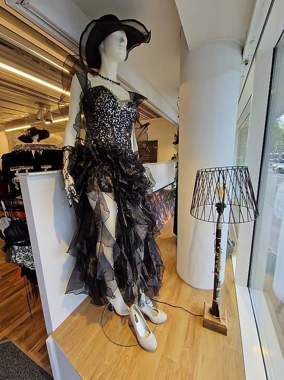 Sonstige Dekorationen & Accessoires: Schaufensterpuppe  – Gebraucht aus Luzern von Neela288 3