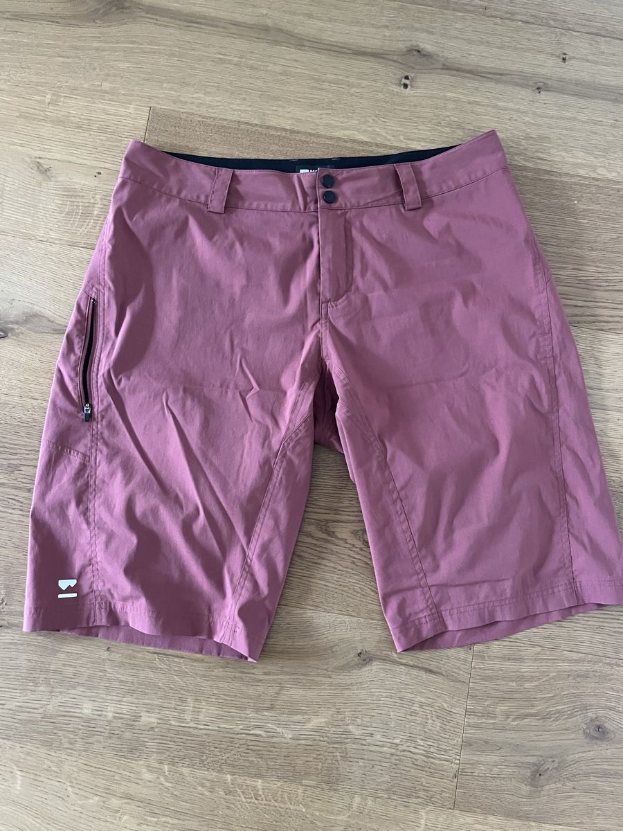 Mons Royale Hosen: Shorts Mons Royale Gr. XL – Gebraucht aus Engelberg von Fam.A