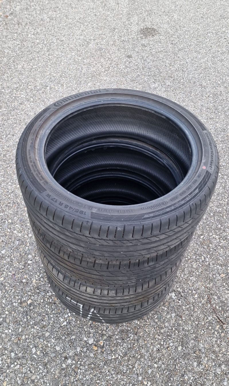 Continental Pneumatici & Ruote complete: Sommerreifen – Usato da Laupersdorf venduto da jal_qkg9