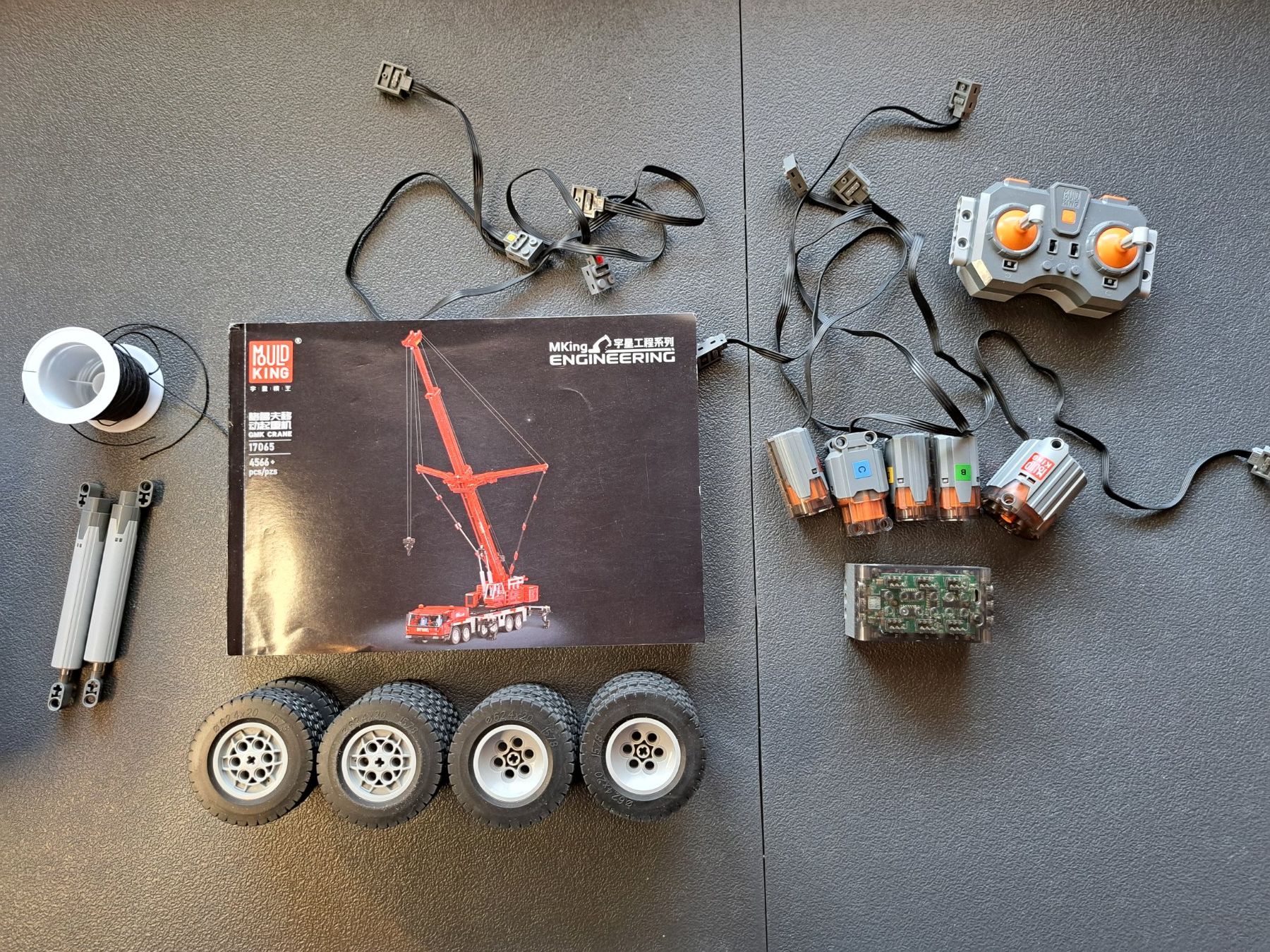 Mould King Kit di costruzioni: Mould King GMK Crane Nr. 17065 – Usato da Disentis/Mustér venduto da Tattl1977 4