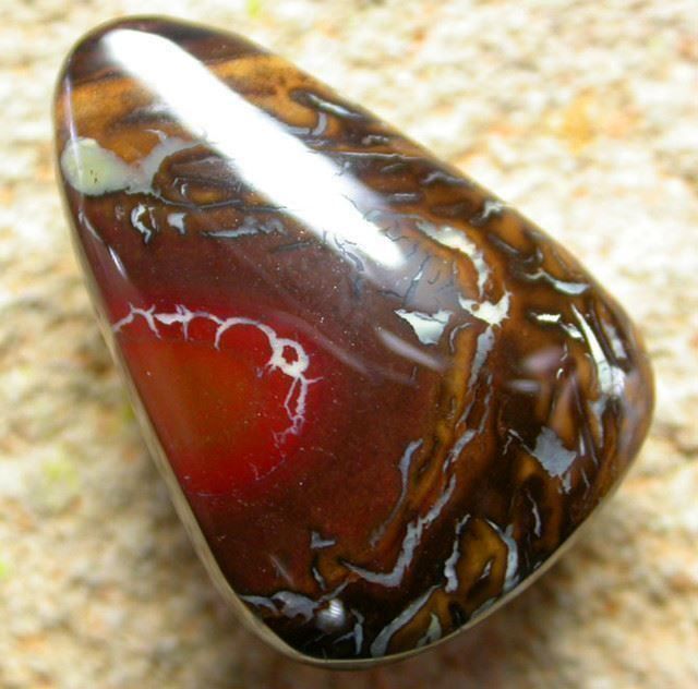Pietre preziose: Australischer Boulder Opal 18.40Cts. – Usato da Bern venduto da Grindelwaldaus