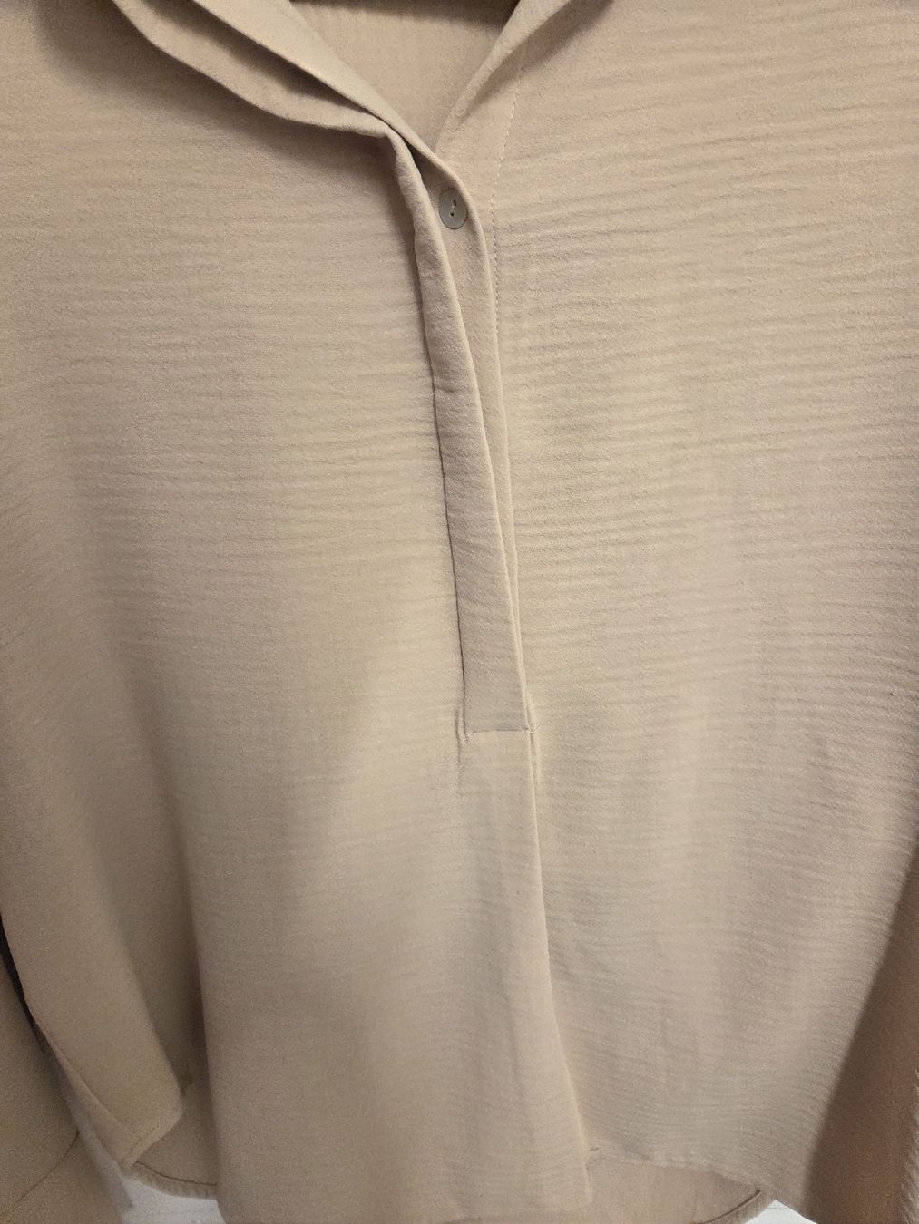 Camicette: Elegante M&S Bluse in Beige, Grösse 38/40 – Usato da Subingen venduto da DENDLE20 2