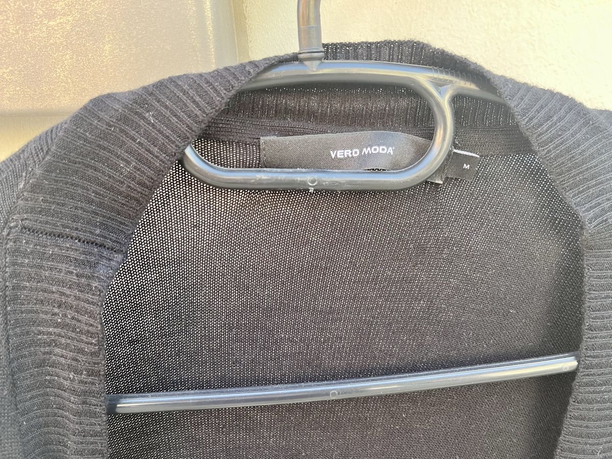 Vero Moda Jacken: Vero Moda Cardigan / Jäckli schwarz M – Gebraucht aus Rhäzüns von duudii 1