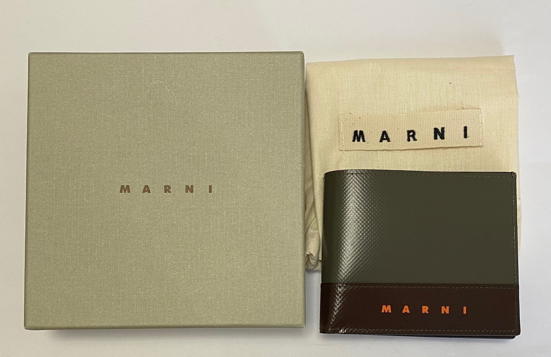 Brieftaschen: MARNI Herren Geldbörse – Neu und originalverpackt aus Oberaach von Dandy2021