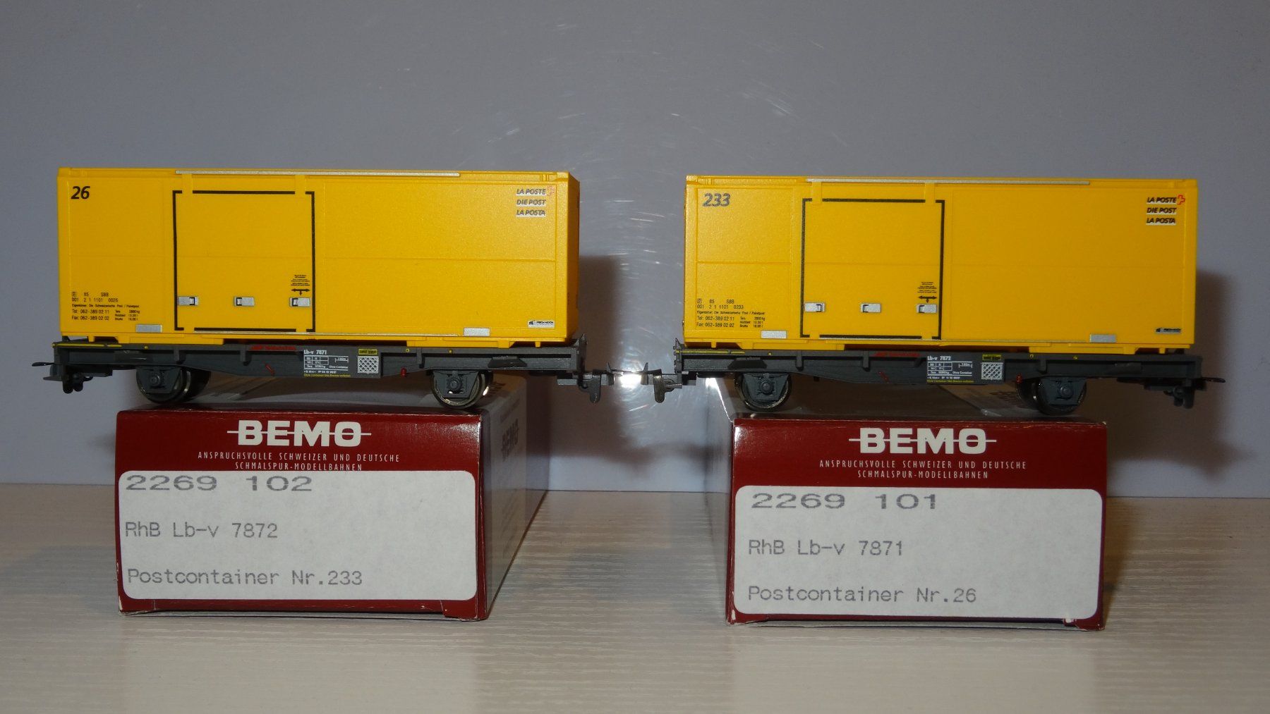 Bemo Modellini di ferrovie: Bemo 2269101, 2269102, RhB, Postcontainer Wagen, Lb-v, NEU – Nuovo e nell'imballaggio originale da Kloten venduto da Nicola2 3