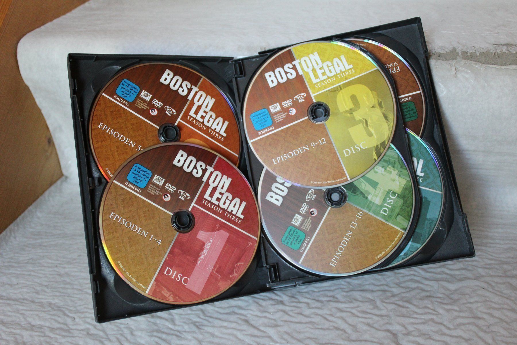 Tutti i DVDs: BOSTON LEGAL – Usato da Winkel venduto da Kade50 2