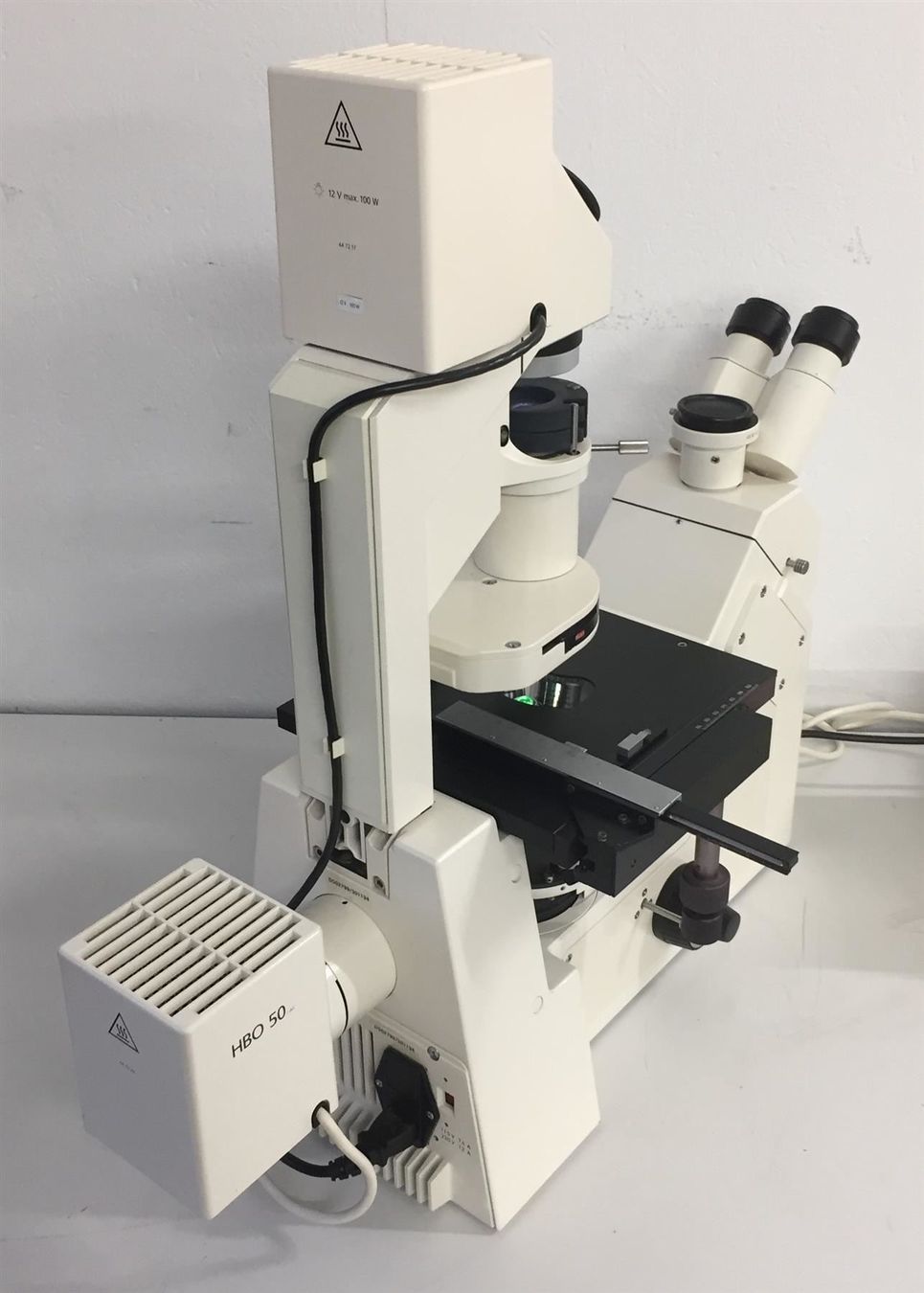 Zeiss Microscopi: Zeiss Mikroskop Axiovert 135 – Usato da Niederdorf venduto da LeptonAG_Labor 2