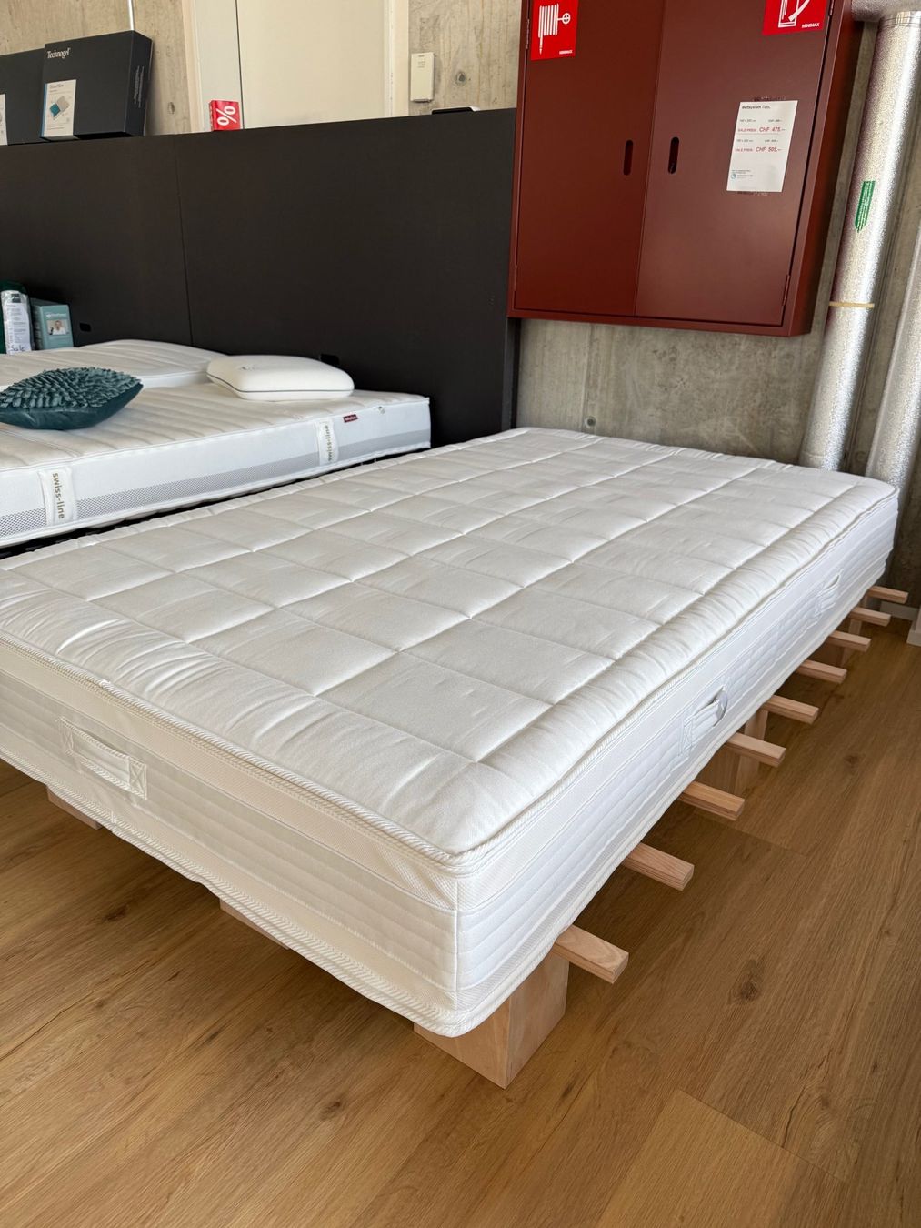Matratzen: Matratze Aston, medium, von Röwa, 120 x 200 cm – Neu (gemäss Beschreibung) aus Winterthur von Schlafpunkt
