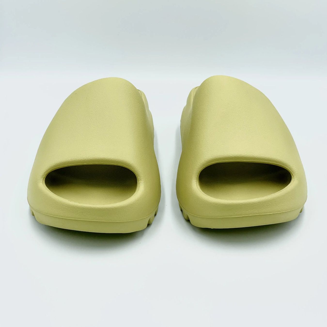 Adidas Scarpe da uomo: Adidas Yeezy Slide Resin EU 38 – Nuovo e nell'imballaggio originale da Erlinsbach venduto da sasneakers 3