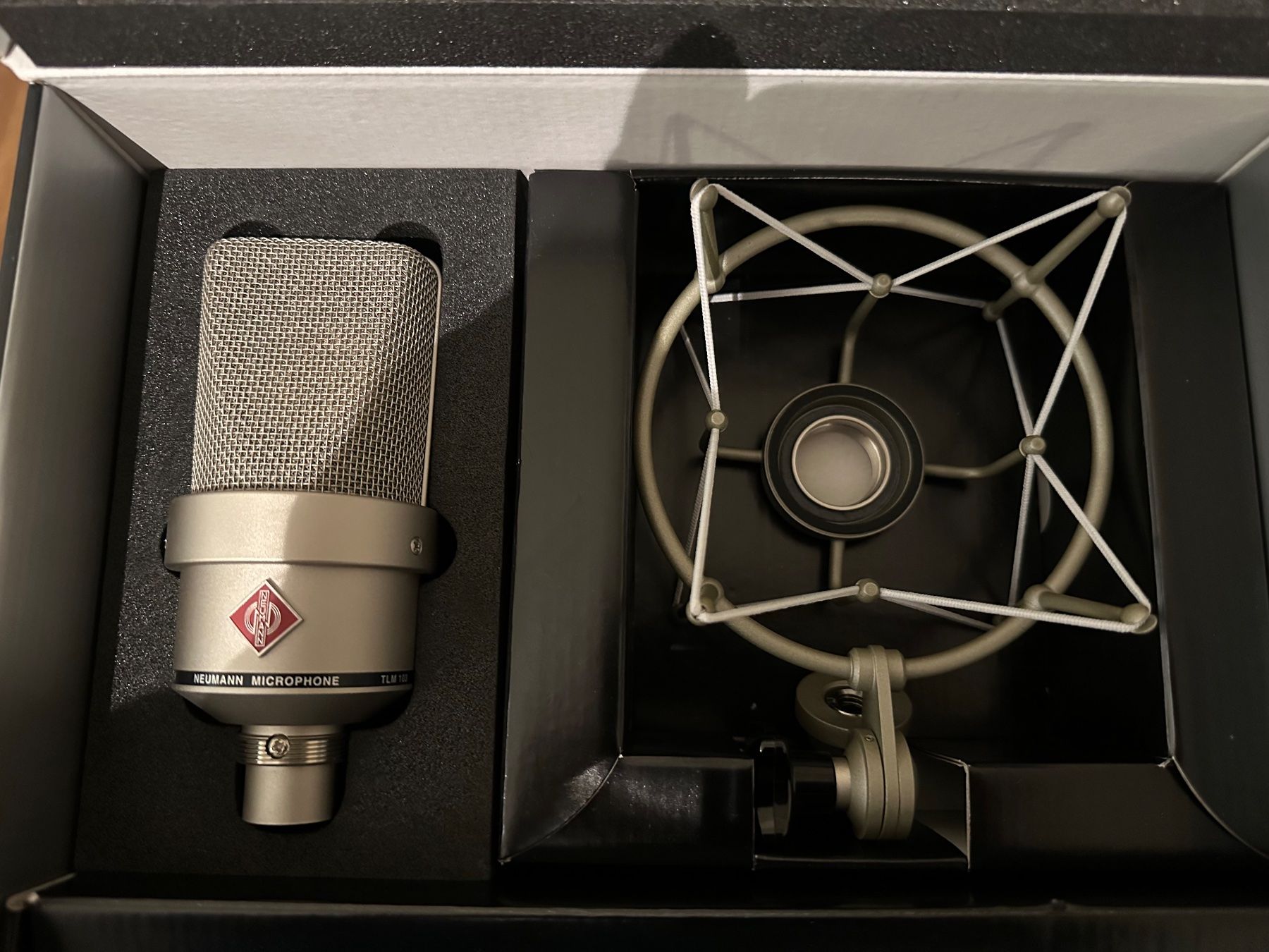 Neumann Microphones: Neumann Mikrofon TLM 103 Studio Set – D'occasion à Inwil par Barmi0