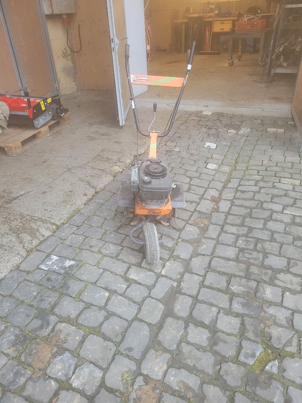 Tutte le macchine: Gartenfräse, Gartenhacke – Difettoso da Villmergen venduto da Sawi93