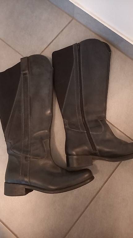 Damenschuhe: Weitschaftsstiefel Grau Grösse 38 – Gebraucht aus Allschwil von Camy061 4