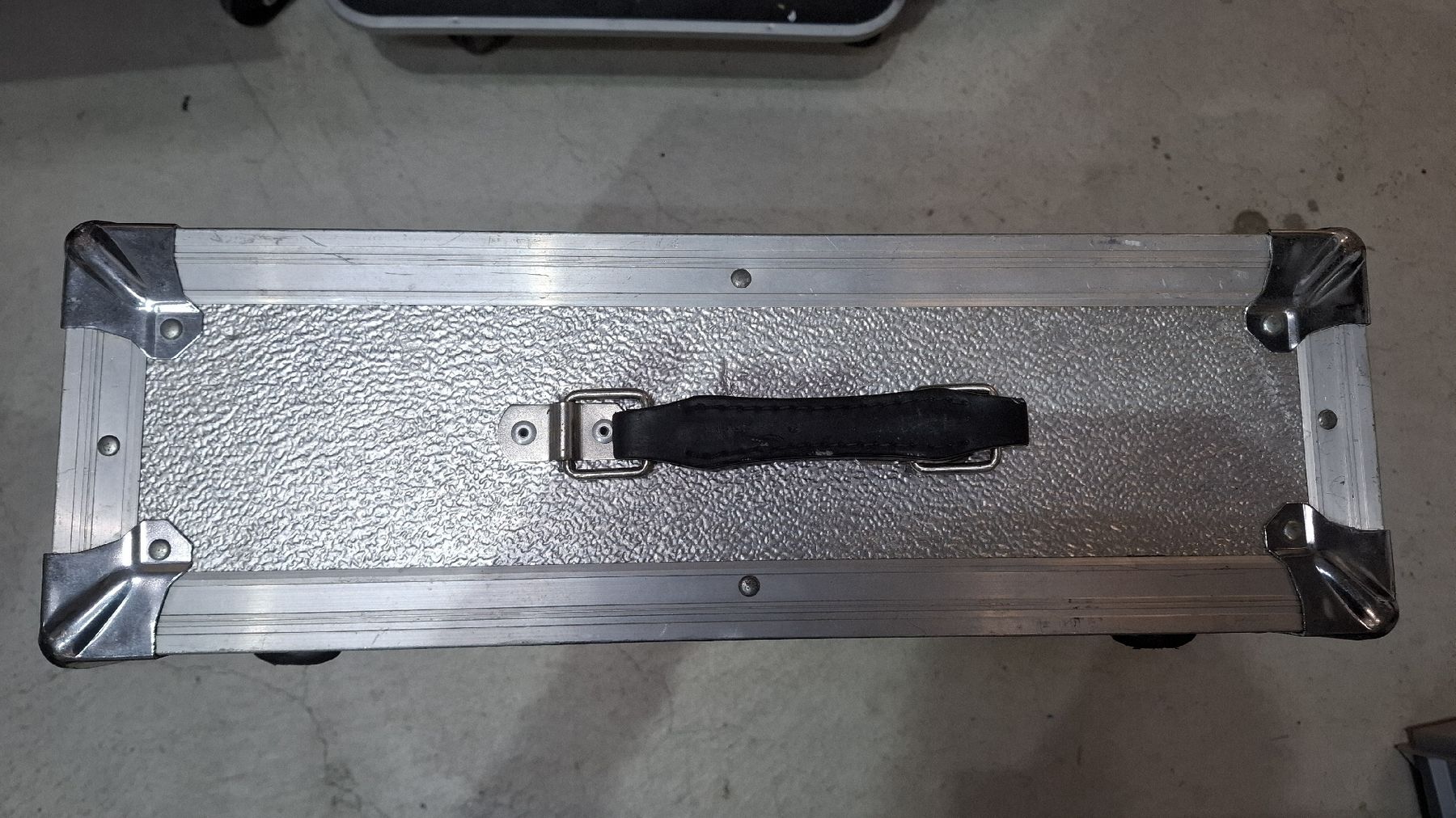Altri accessori: Flip Flightcase 19" für DJ, Player, Event, Effektgeräte – Usato da Watt venduto da Gubrist 2