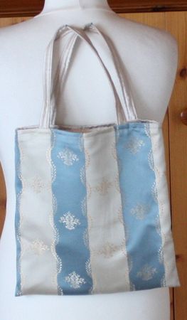 Tasche beige-hellblau Satin  NEU (2)