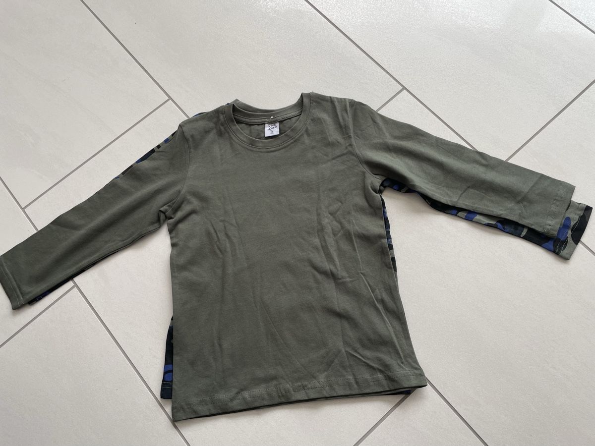 Camicie, T-shirt & Polo: 2 Langarmshirts 116 originalverpackt – Nuovo e nell'imballaggio originale da Rüti ZH venduto da kar_xx9l 1